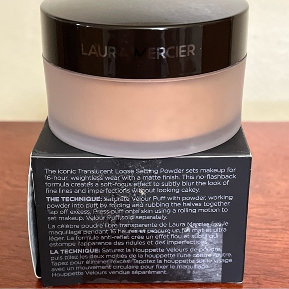 Laura Mercier Translucent Loose Setting Powder medium deep - Picture 5 of 5